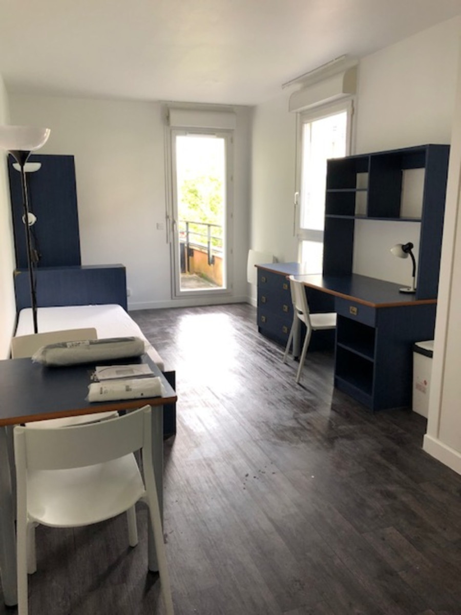 
                                                Location
                                                 Résidence étudiante 1 pièce