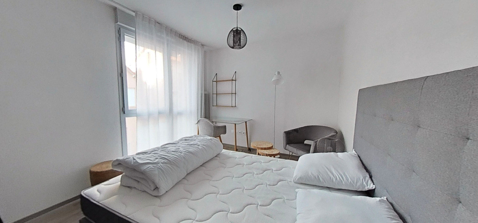 
                                                Location
                                                 Résidence étudiante 1 pièce