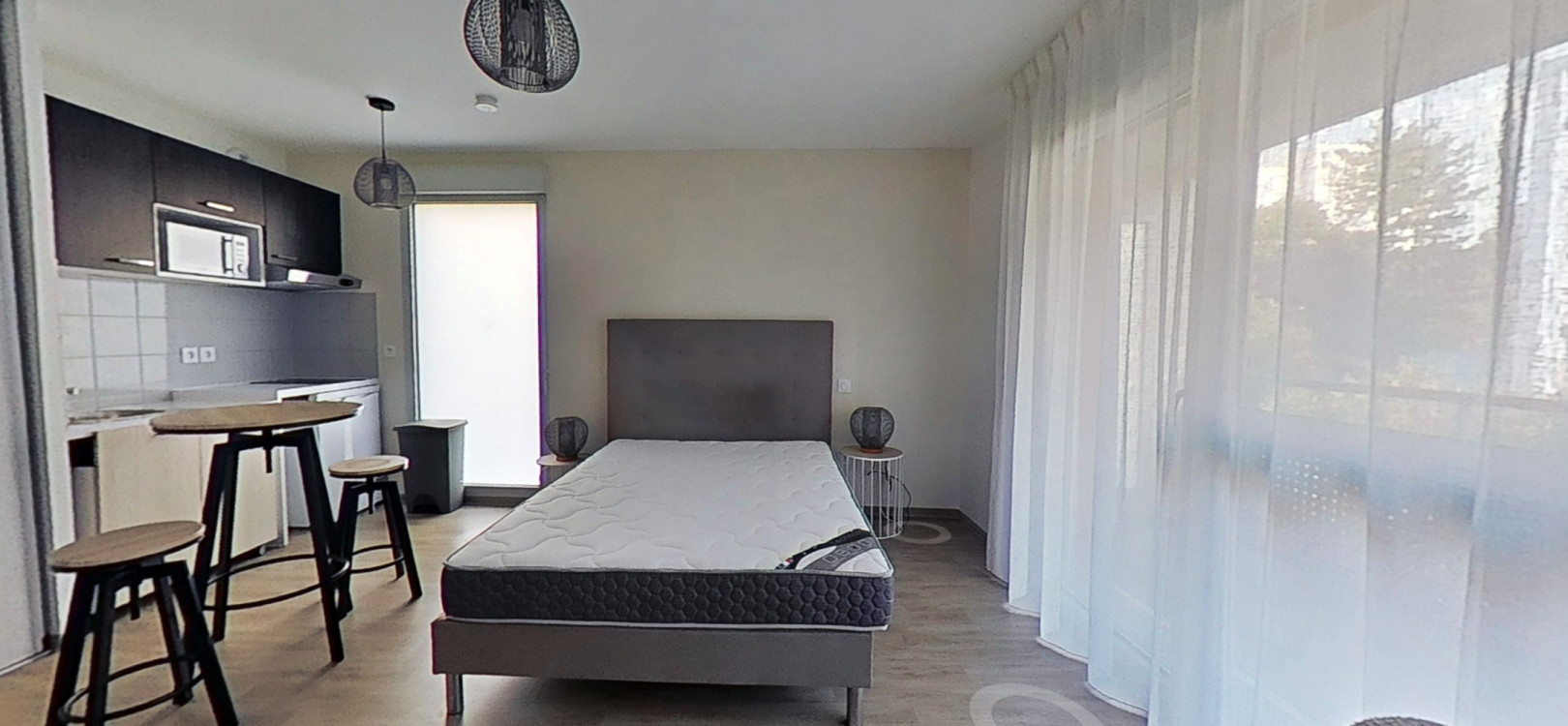 
                                                Location
                                                 Résidence étudiante 1 pièce