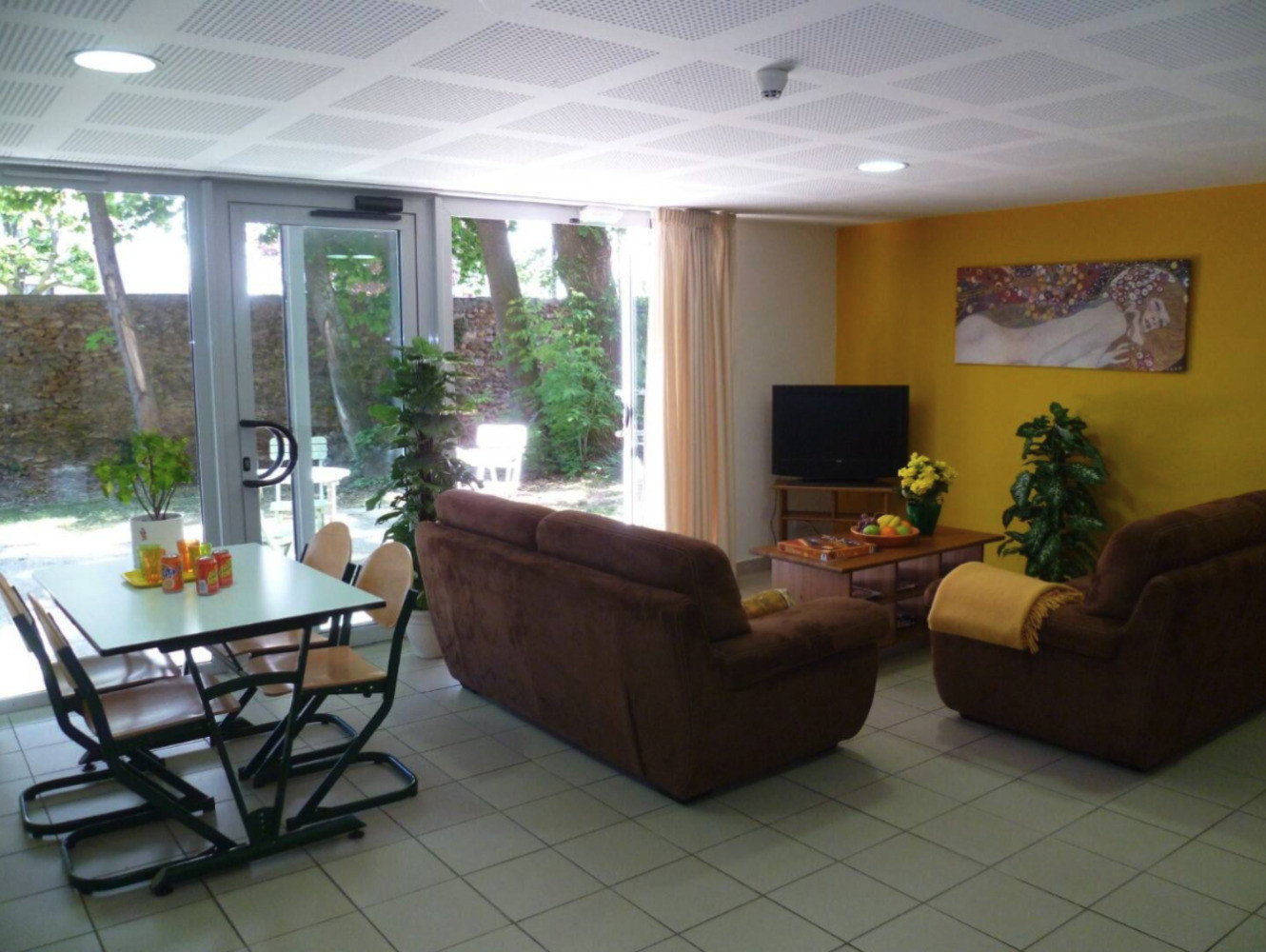 
                                                Location
                                                 Résidence étudiante 1 pièce