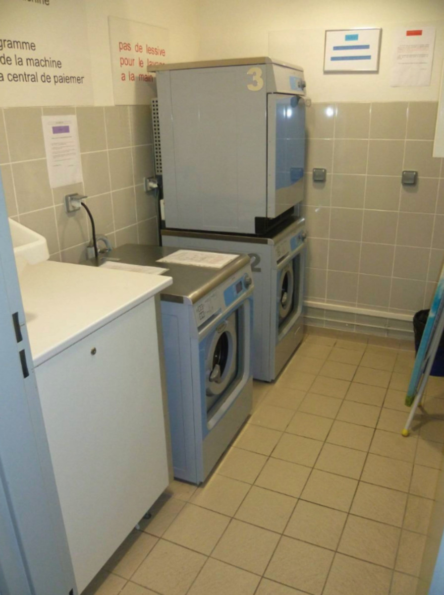 
                                                Location
                                                 Résidence étudiante 1 pièce