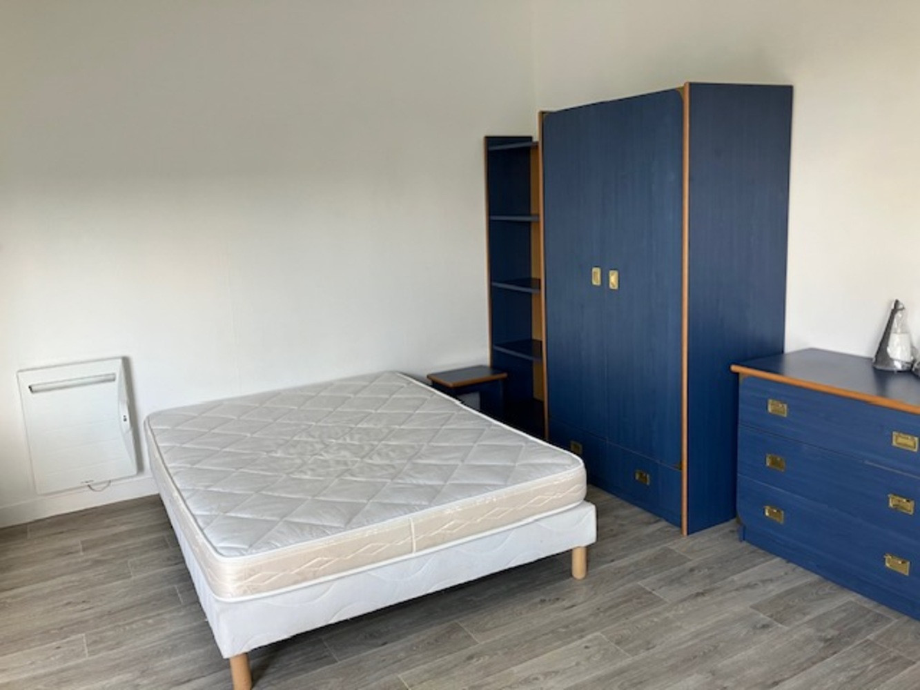 
                                                Location
                                                 Résidence étudiante 1 pièce