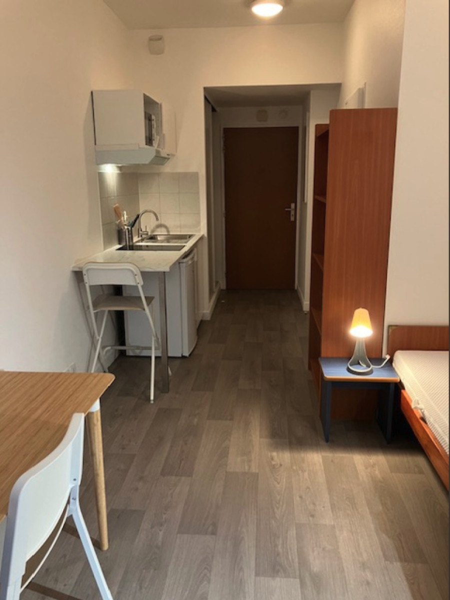 
                                                Location
                                                 Résidence étudiante 1 pièce