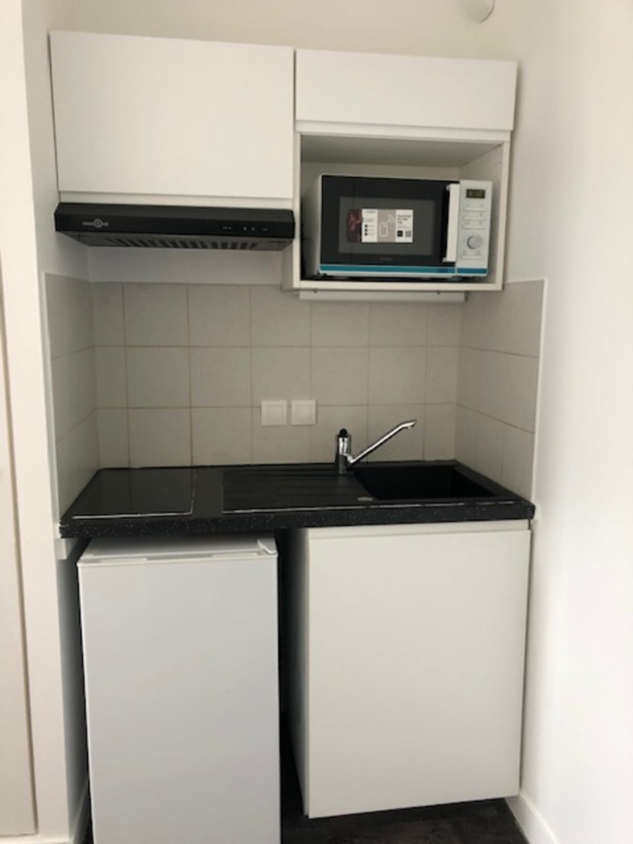 
                                                Location
                                                 Résidence étudiante 1 pièce
