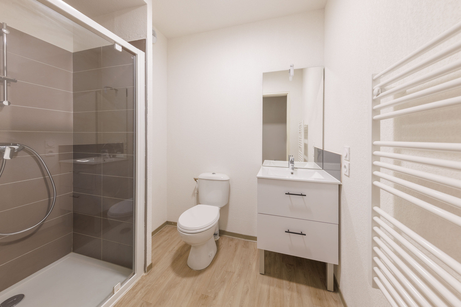 
                                                Location
                                                 Résidence étudiante 1 pièce