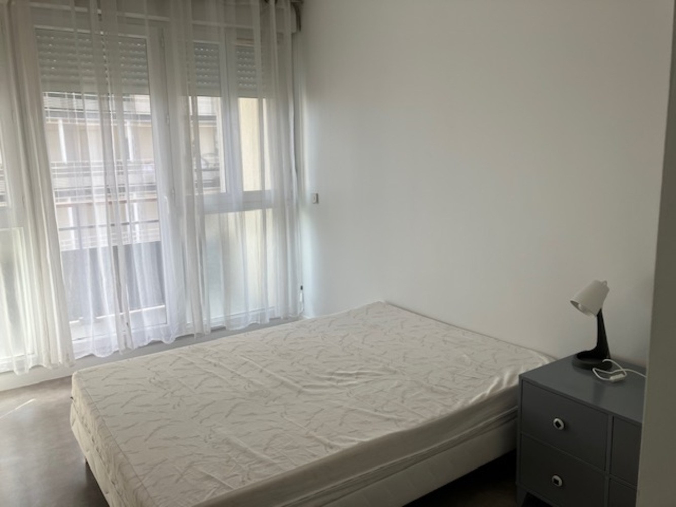 
                                                Location
                                                 Résidence étudiante 2 pièces