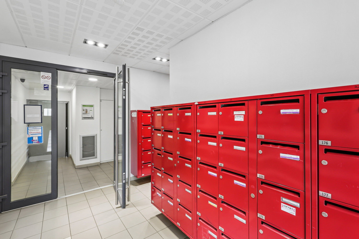
                                                Location
                                                 Résidence étudiante 2 pièces