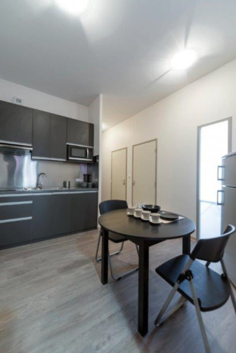 
                                                Location
                                                 Résidence étudiante 3 pièces