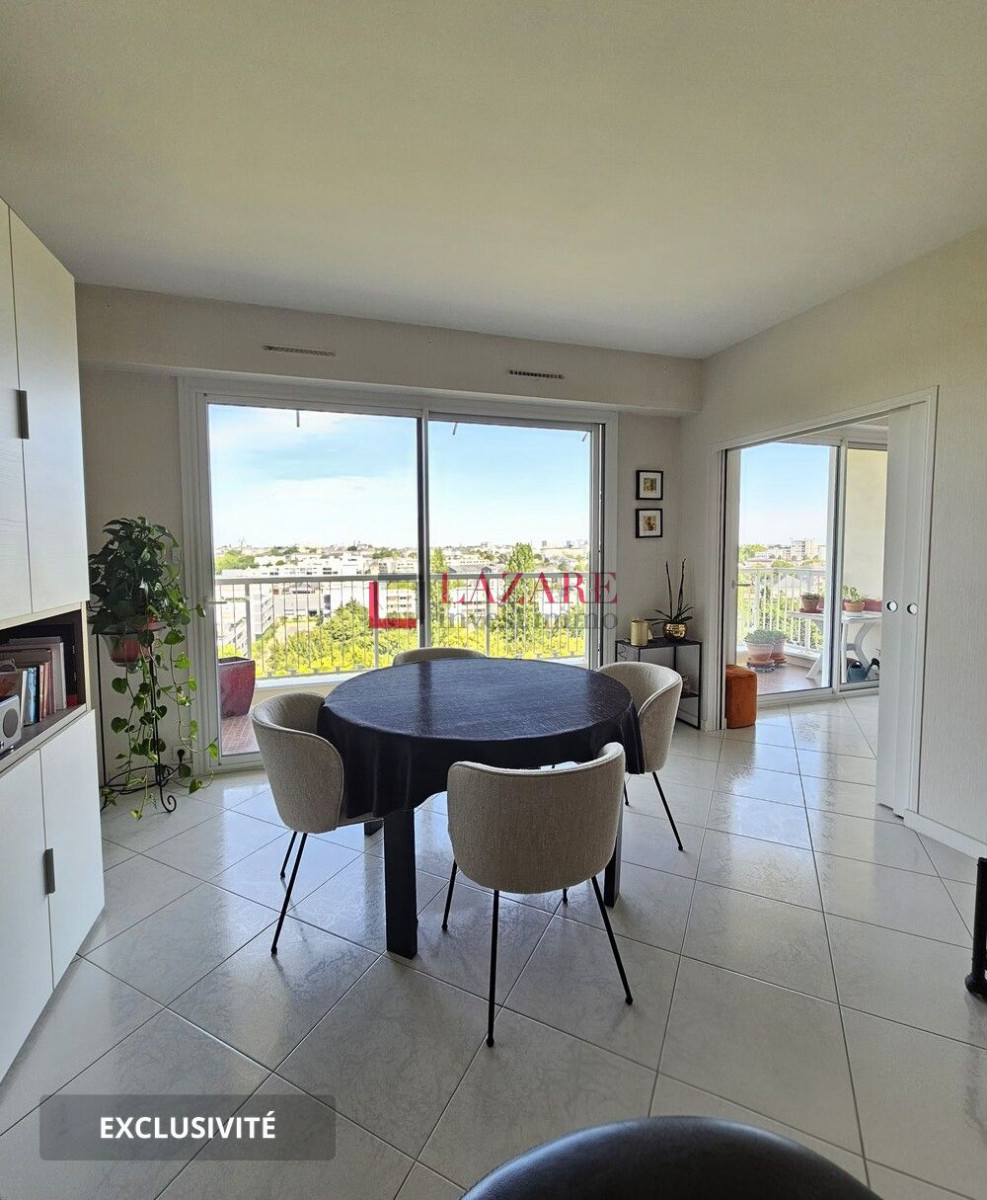 
                                                Vente
                                                 Résidence KONCKIER appartement 80 m²
