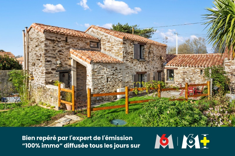 
                                                Vente
                                                 Résidence principale + locatif - Pierre, poutres à 20mn de l'océan