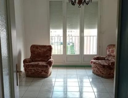 
                                                Location
                                                 Résidence securisée tranquille accès télécommande