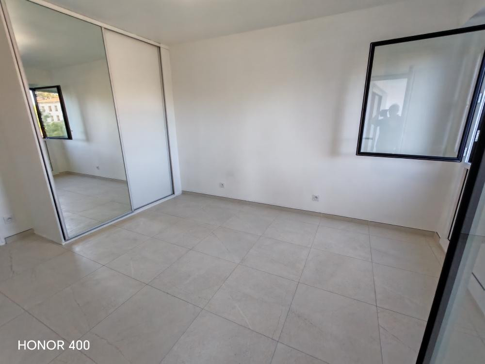 
                                                Location
                                                 RESIDENCE SENIORS AVEC SERVICE A LOUER T2
