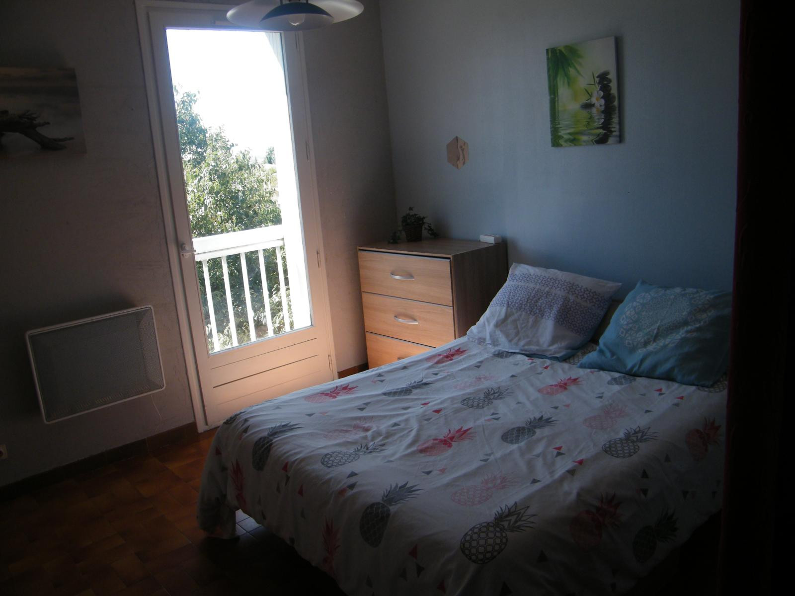 
                                                Location
                                                 Résidence très calme et belle vue