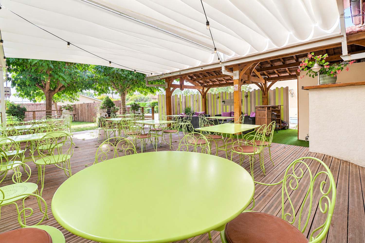 
                                                Vente
                                                 Restaurant
