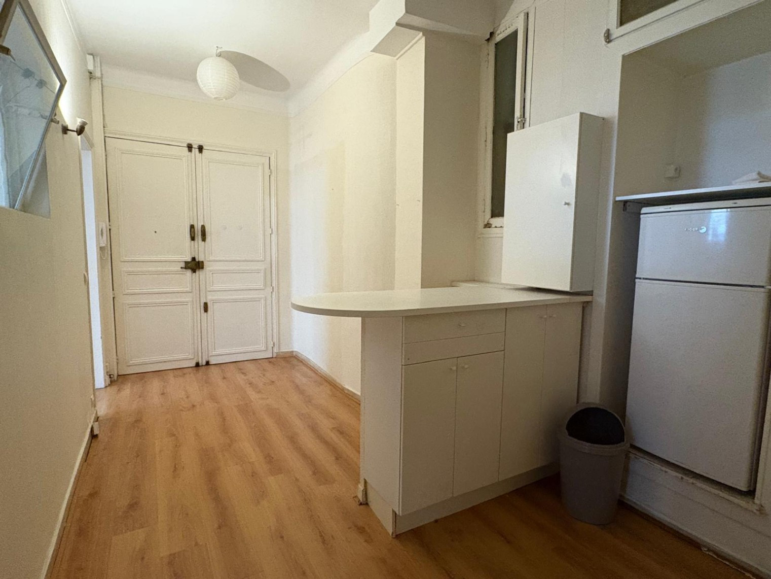 
                                                Vente
                                                 Rez de jardin - Coeur de Passy