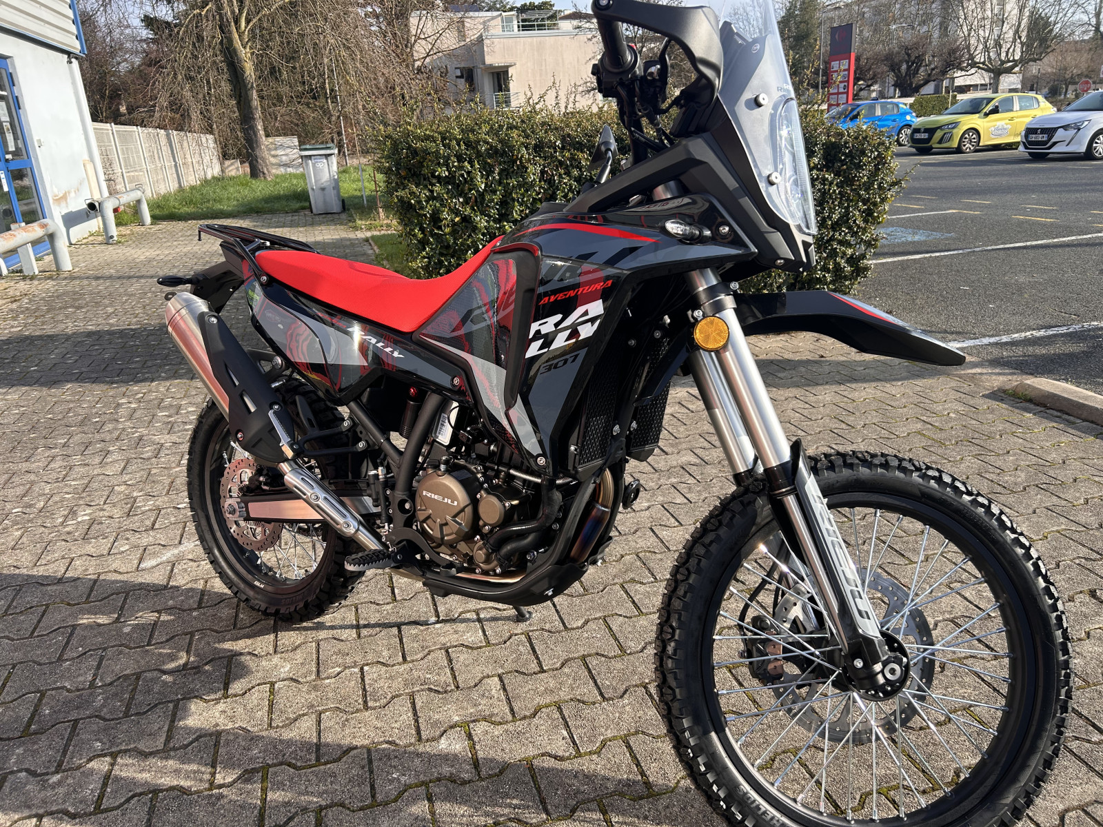 
                                                Moto - Scooter
                                                 Rieju 😉 RIEJU -Aventura Rally 307 – NEUVE - GARANTIE 24 MOIS- 0 KM] 😉  4 899 € 2026