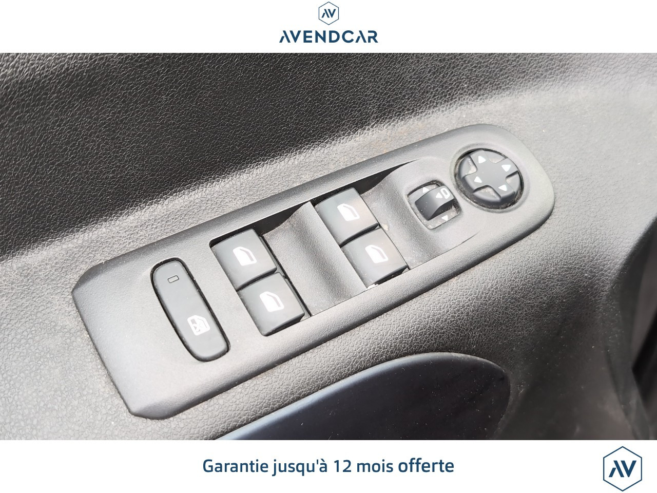 
                                                Voiture
                                                 RIFTER COMBI 1.5 BLUEHDI 100 L1 ALLURE