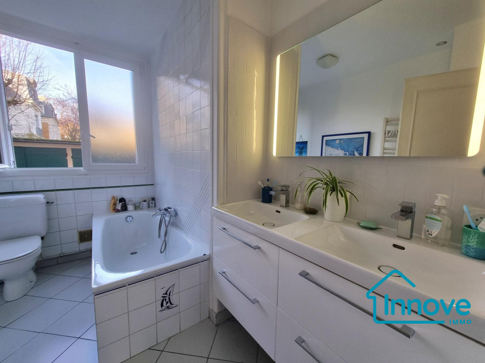 
                                                Vente
                                                 Rive-Droite Grand appartement familial 5 chambres !