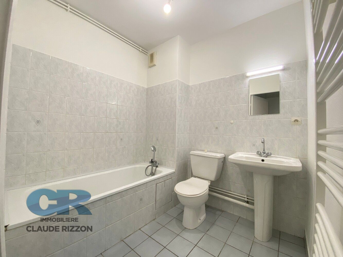 
                                                Vente
                                                 RIVES DE MEURTHE - F1B à vendre