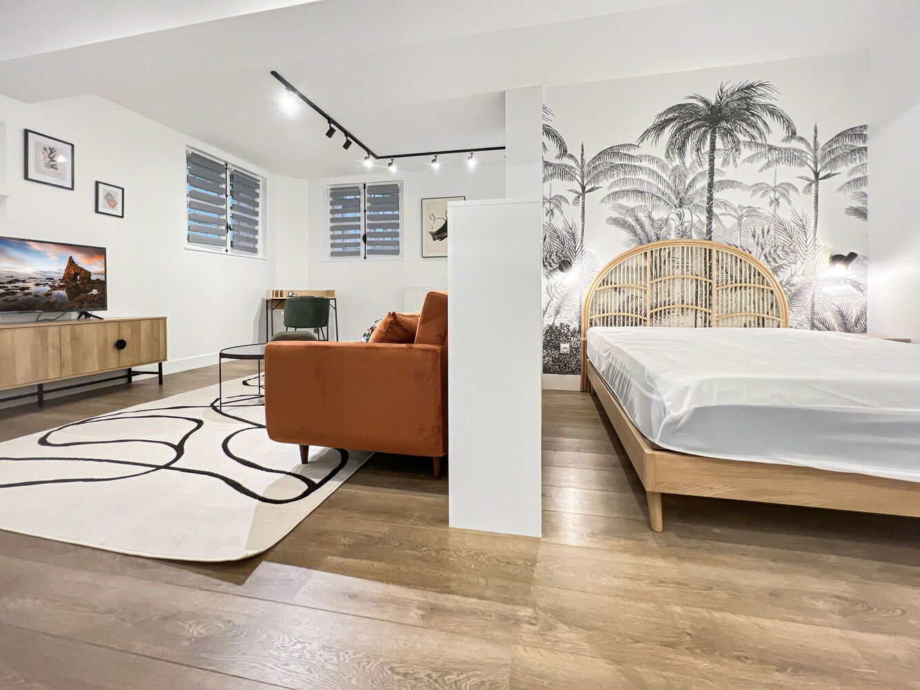 
                                                Location
                                                 Rolland Garros, Studio meublé 42m²