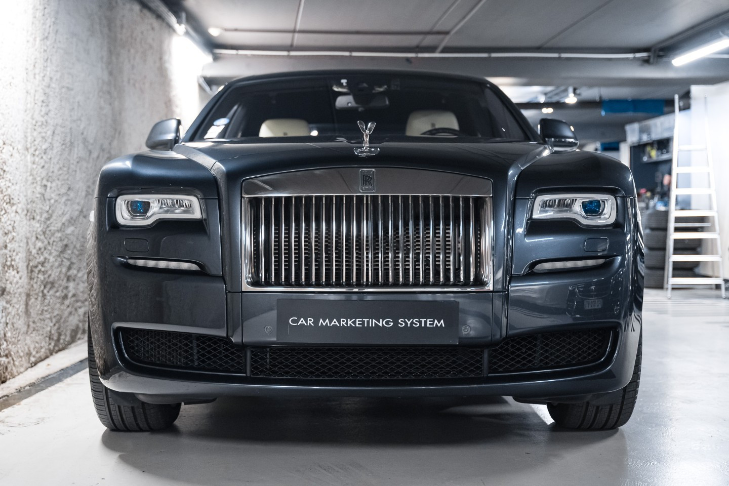 
                                                Voiture
                                                 Rolls Royce Ghost (II) Porto Cervo Studio Edition
