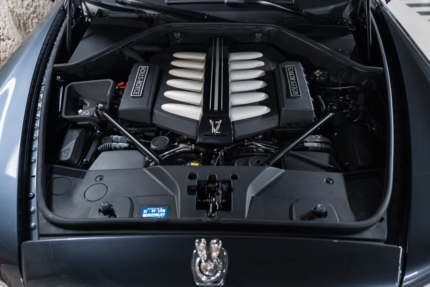 
                                                Voiture
                                                 Rolls Royce Ghost (II) Porto Cervo Studio Edition