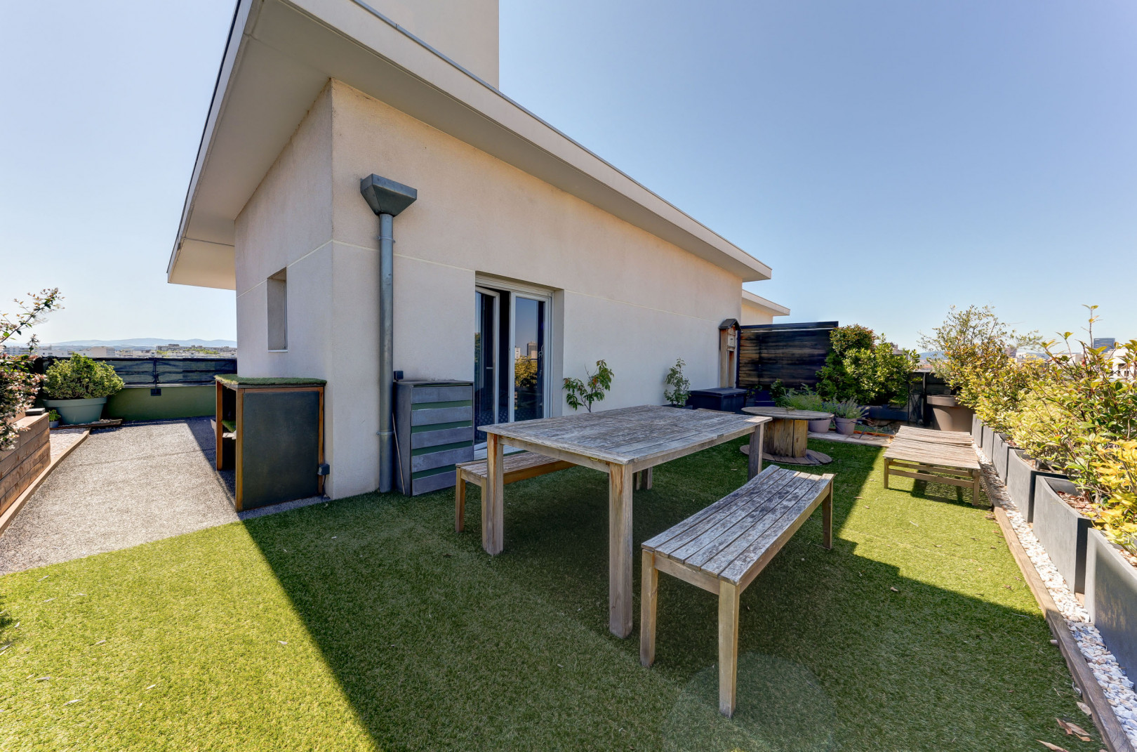 
                                                Vente
                                                 Rooftop avec vue et terrasse exceptionnelles