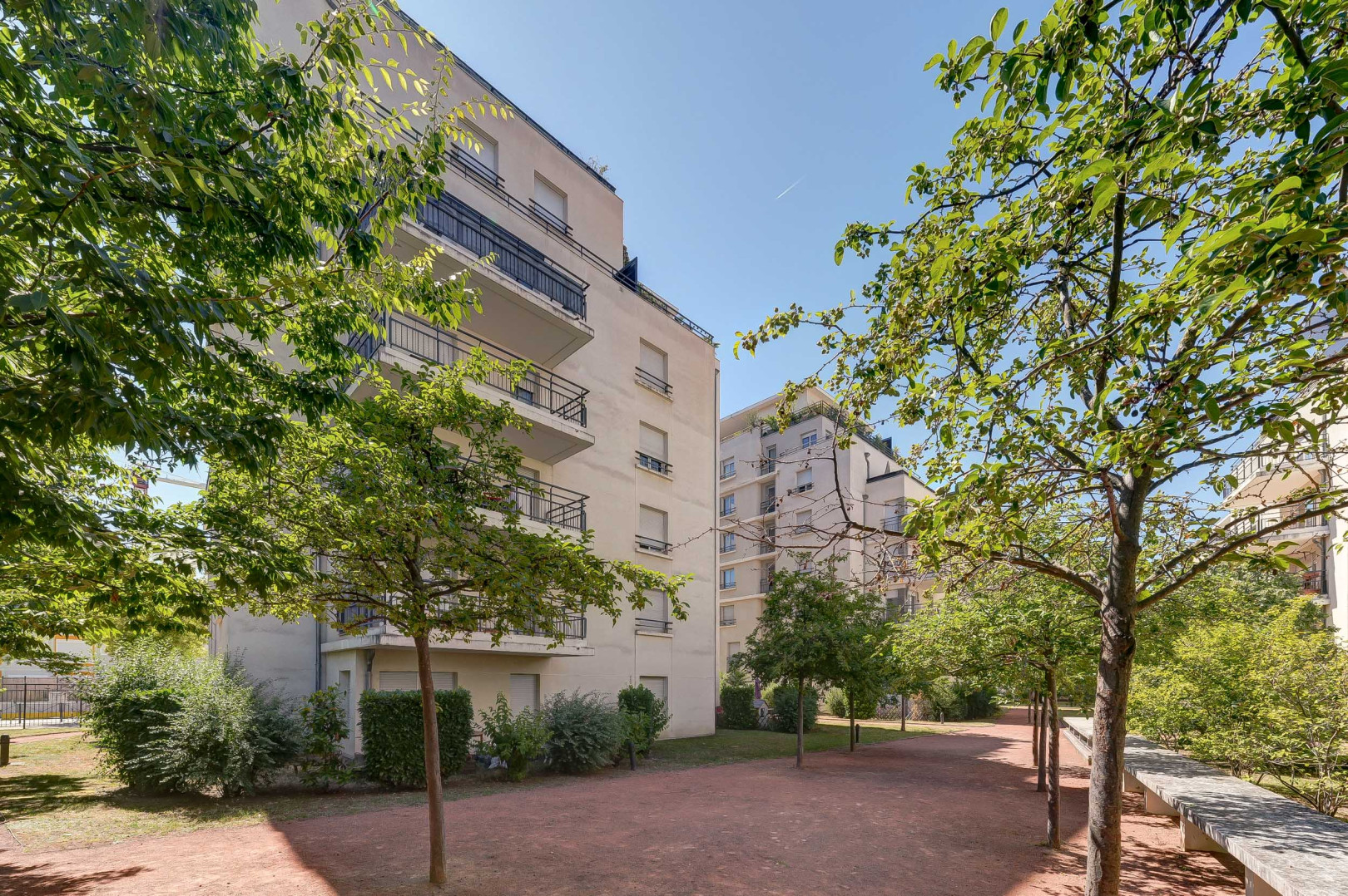 
                                                Vente
                                                 Rooftop avec vue et terrasse exceptionnelles