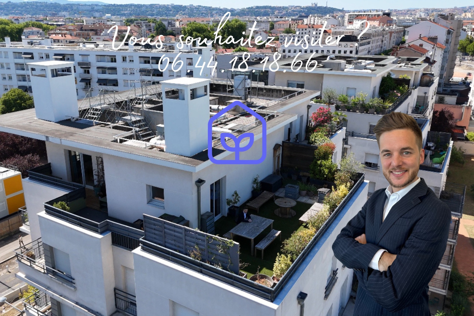 
                                                Vente
                                                 Rooftop avec vue et terrasse exceptionnelles
