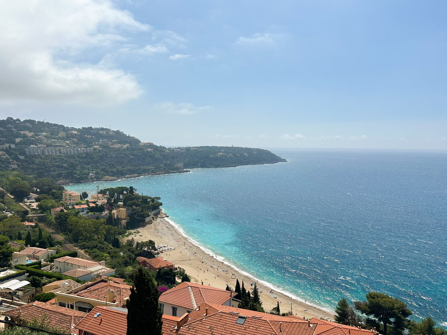 
                                                Vente
                                                 Roquebrune-Cap-Martin- Magnifique maison 4 pièces de 111m2 entièrement rénové avec piscine privative