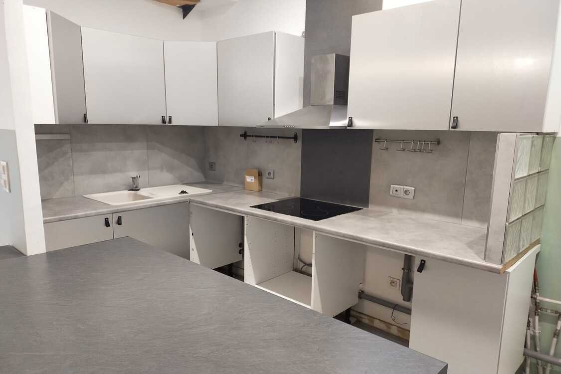 
                                                Location
                                                 Roquevaire EXT D