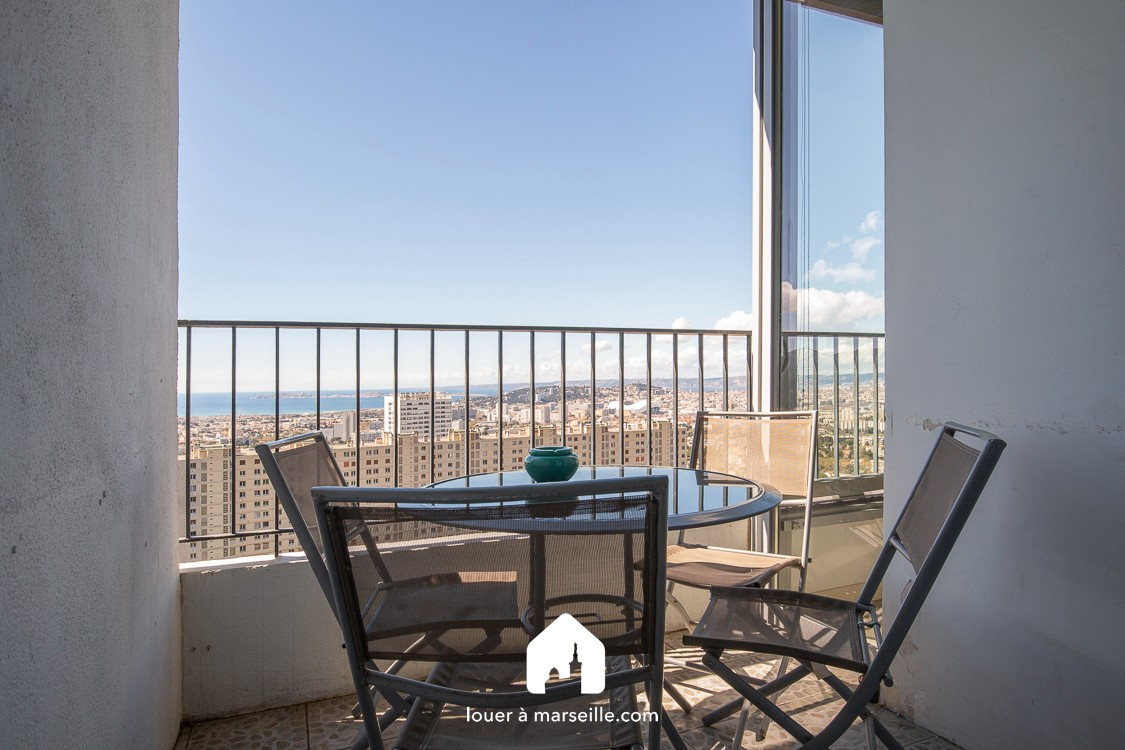 
                                                Location
                                                 ROUVIERE DESIGN