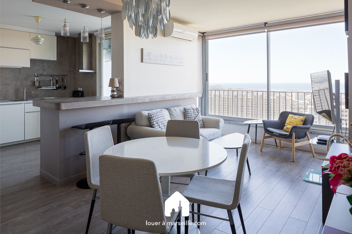 
                                                Location
                                                 ROUVIERE DESIGN