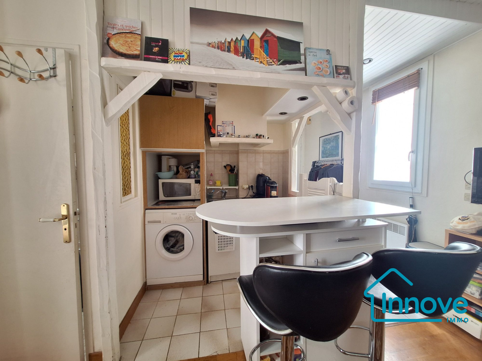 
                                                Vente
                                                 Rue d'Armaillé - 17ème : Studio traversant, ultra-fonctionnel