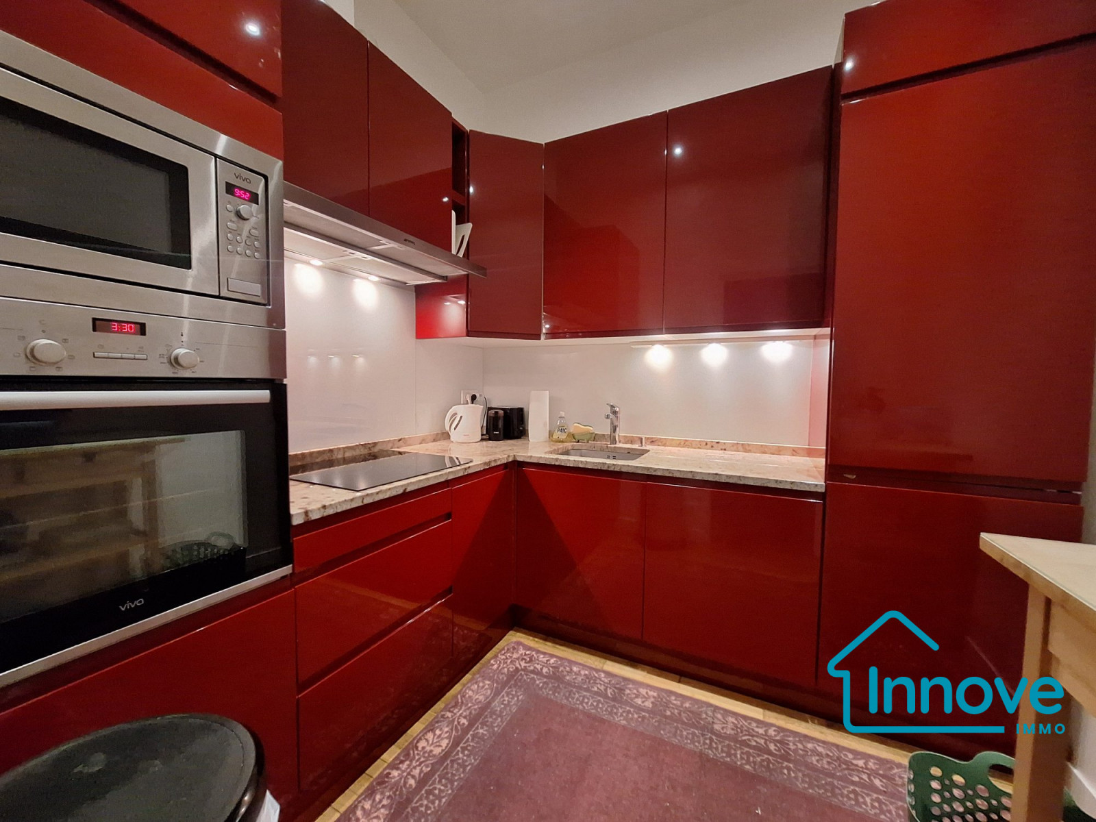 
                                                Location
                                                 Rue de l'Université 7ème arrondissement : Appartement meubl?