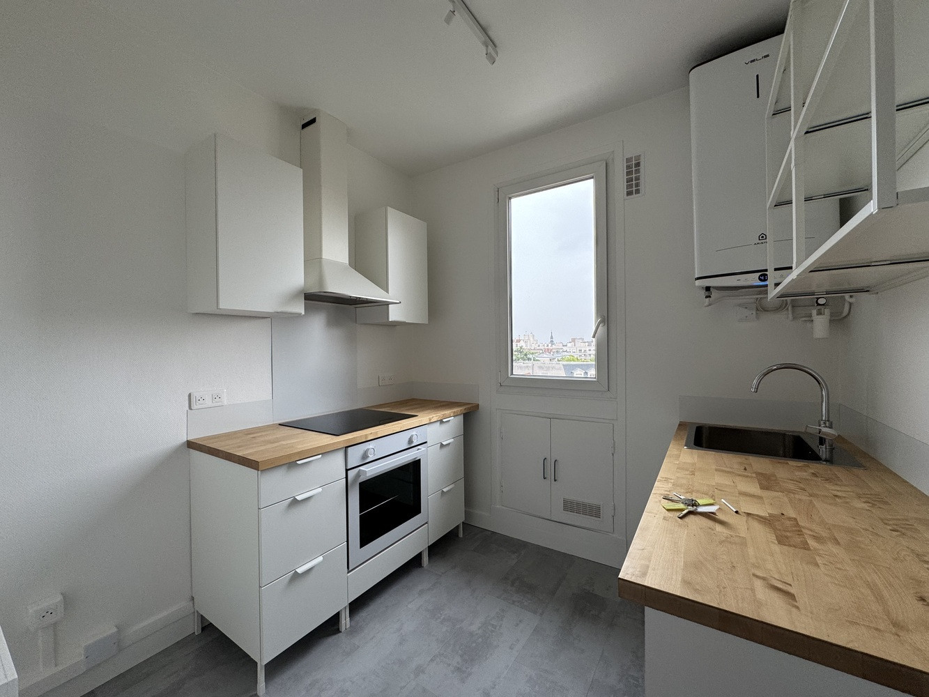 
                                                Location
                                                 RUE DU COMMANDANT MOAT | Superbe T2 Lumineux