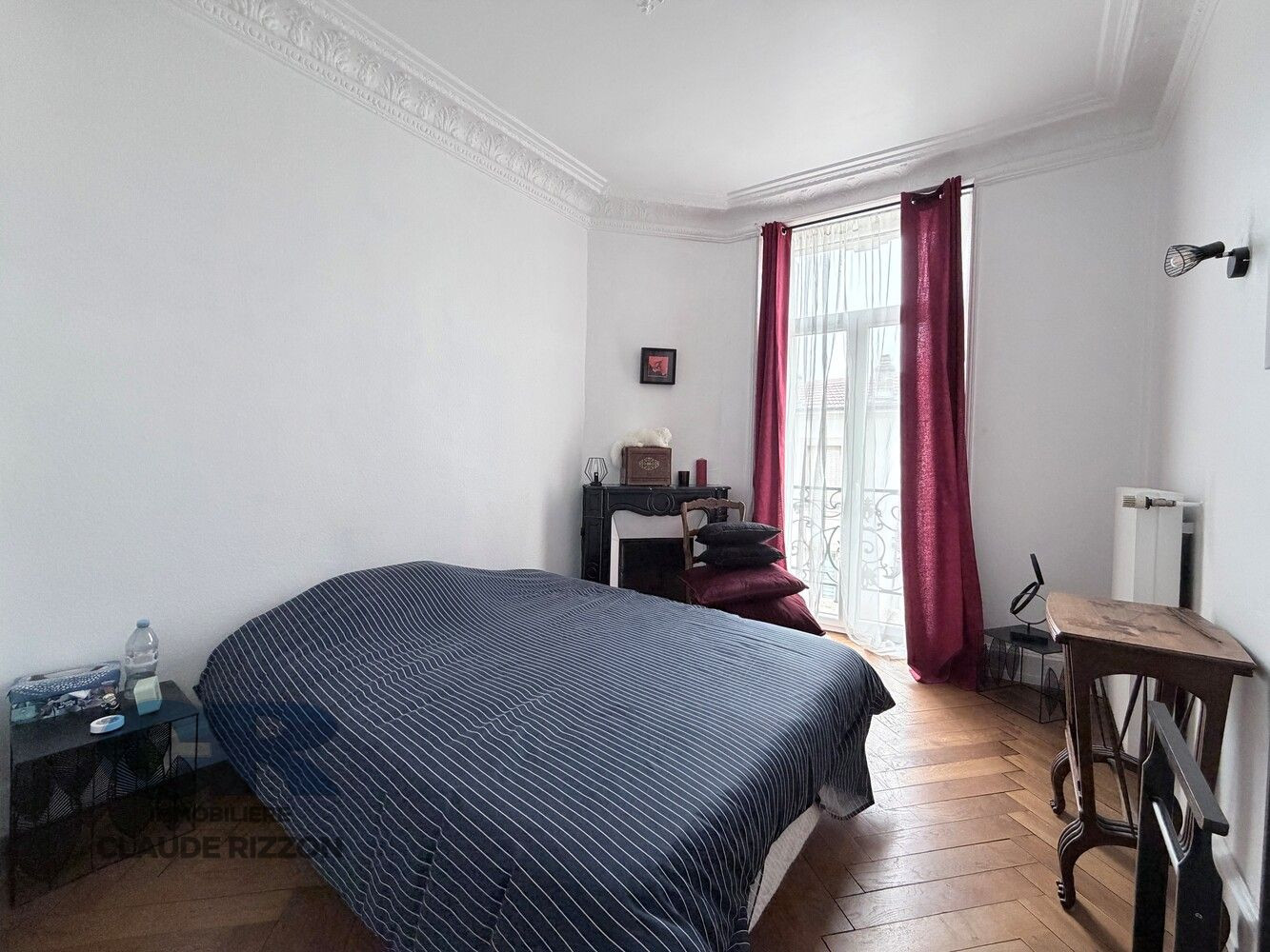 
                                                Vente
                                                 Rue Verlaine - 3 pièces à vendre