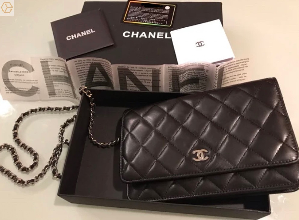 
                                                Bagages, sac et accessoires
                                                 Sac à main Timeless/Classique caviar de Chanel