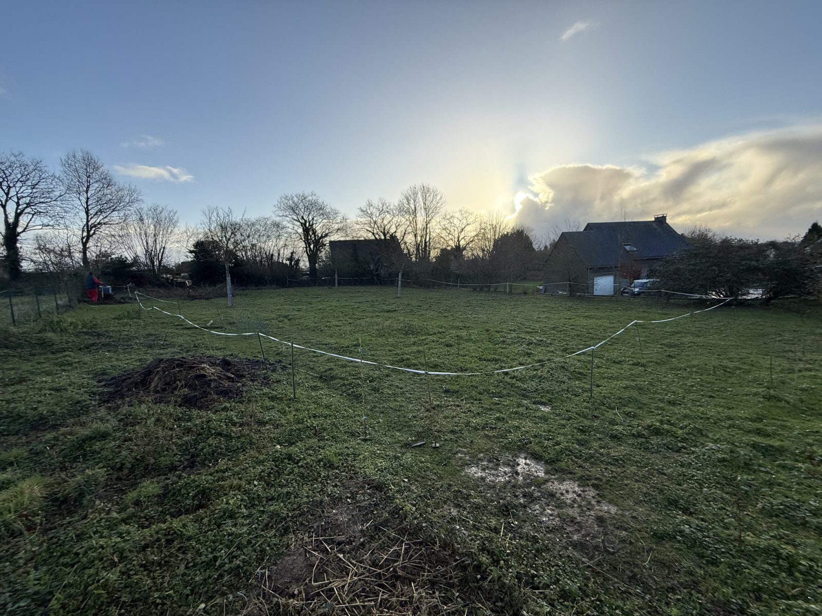 
                                                Vente
                                                 SAINT AMAND VILLAGES TERRAIN de 1365 M2