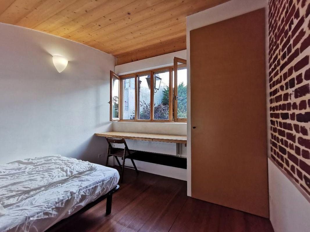
                                                Location
                                                 Saint Cloud Duplex 2 pièces 38 m² Montretout