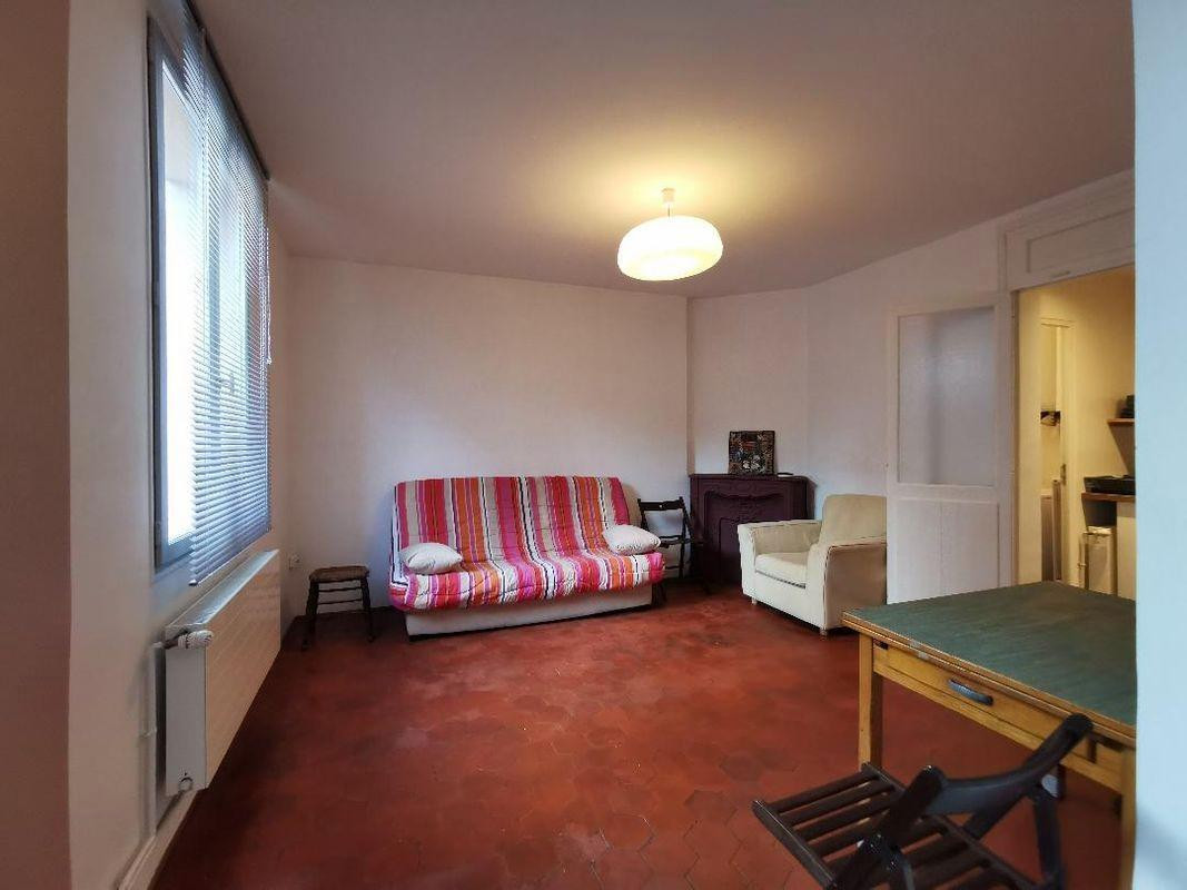 
                                                Location
                                                 Saint Cloud Duplex 2 pièces 38 m² Montretout