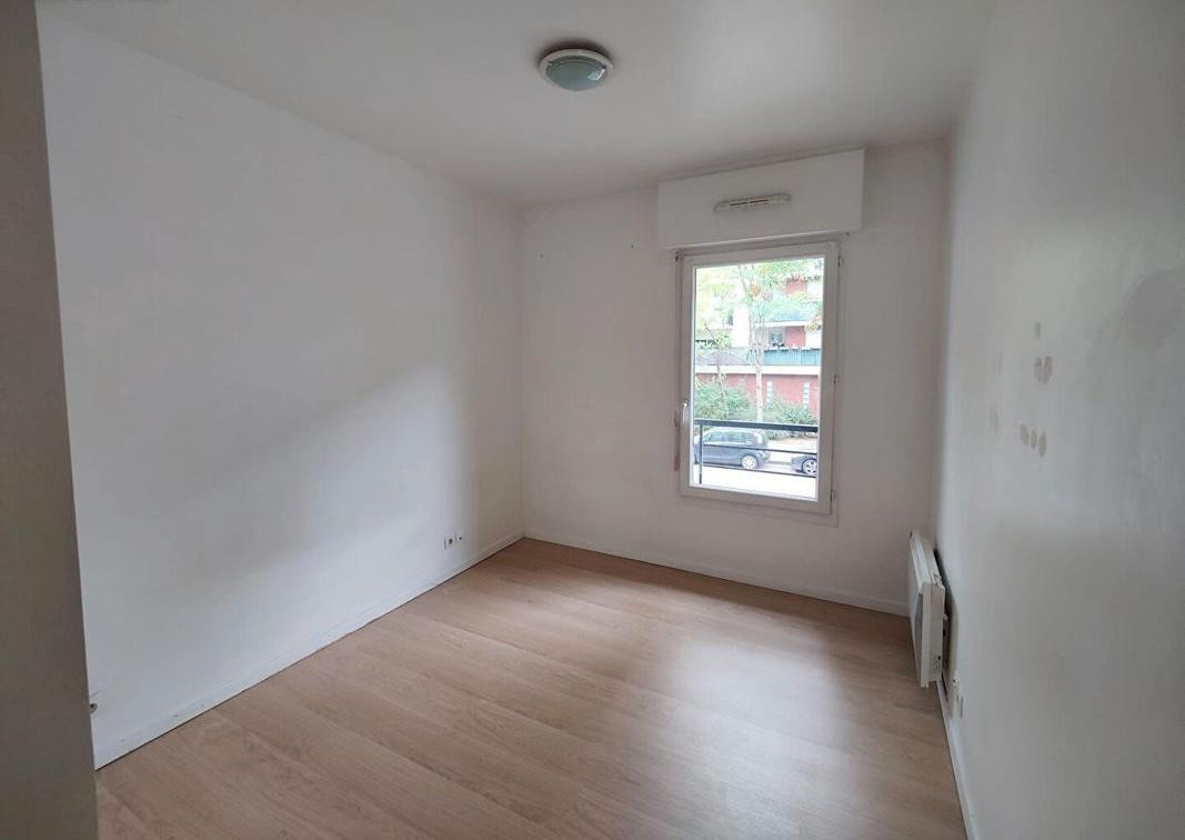 
                                                Location
                                                 Saint-Denis, 2 pièces rénové