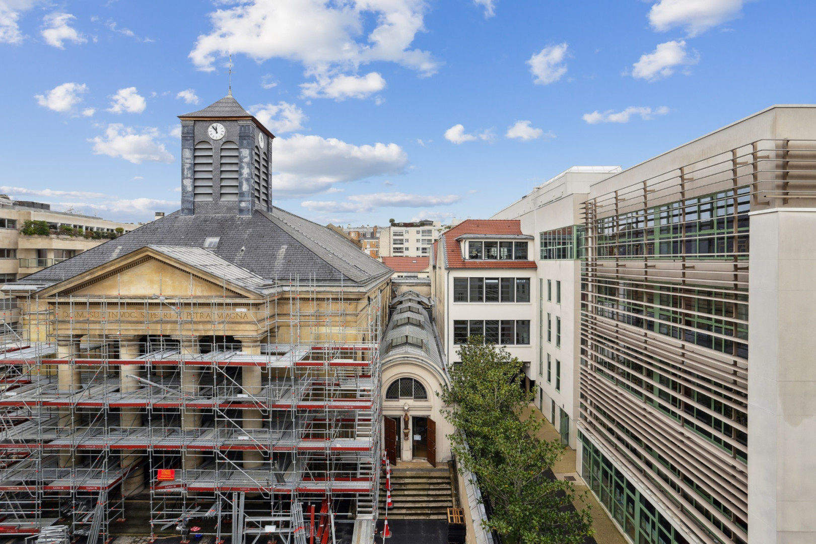 
                                                Vente
                                                 Saint-Dominique - Appartement 2 pièces