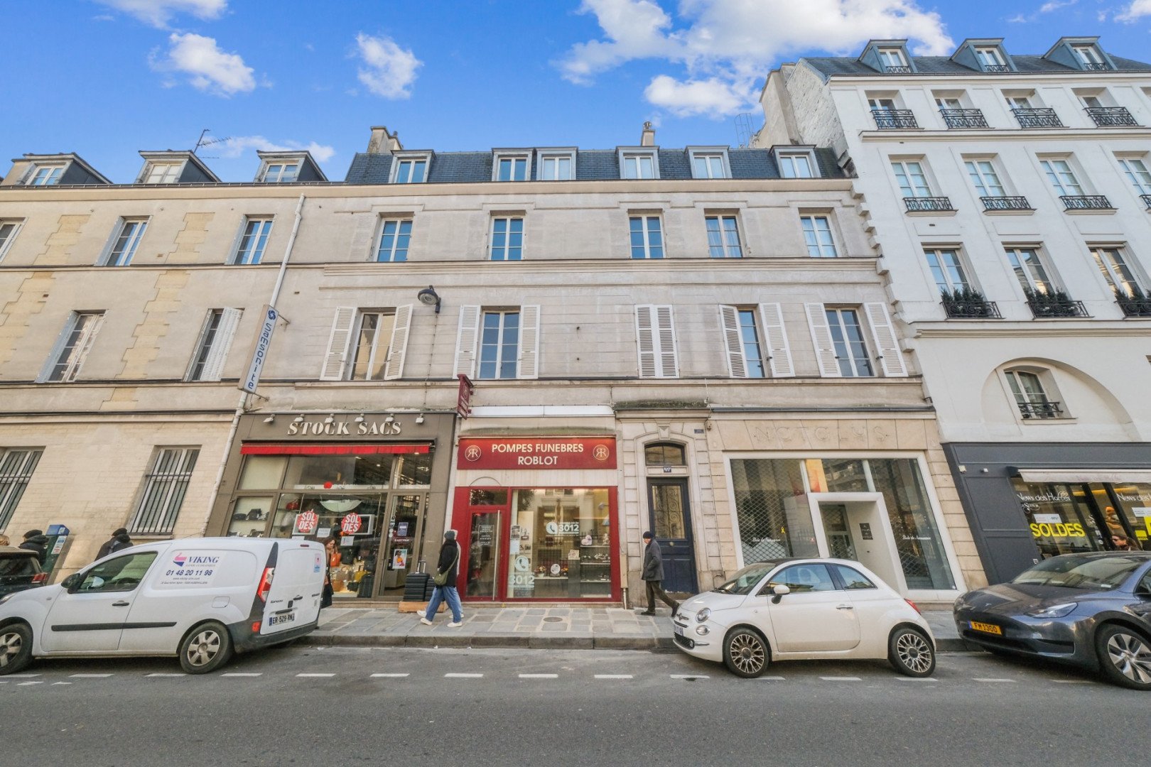 
                                                Vente
                                                 Saint-Dominique - Appartement 2 pièces