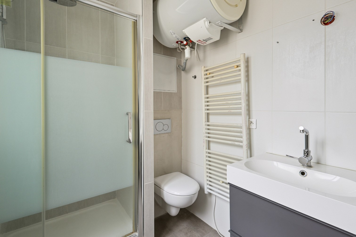 
                                                Vente
                                                 Saint-Dominique - Appartement 2 pièces