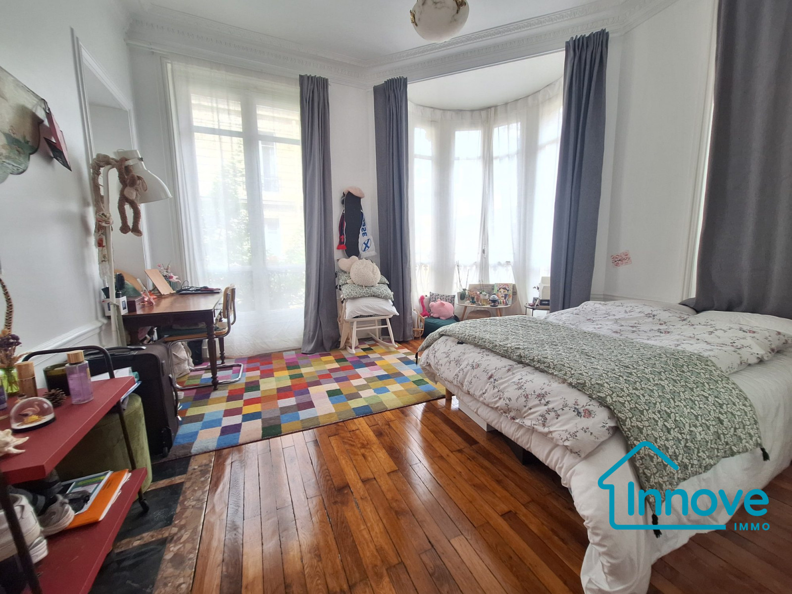 
                                                Vente
                                                 Saint-James : Appartement de standing, lumineux et fonctionnel
