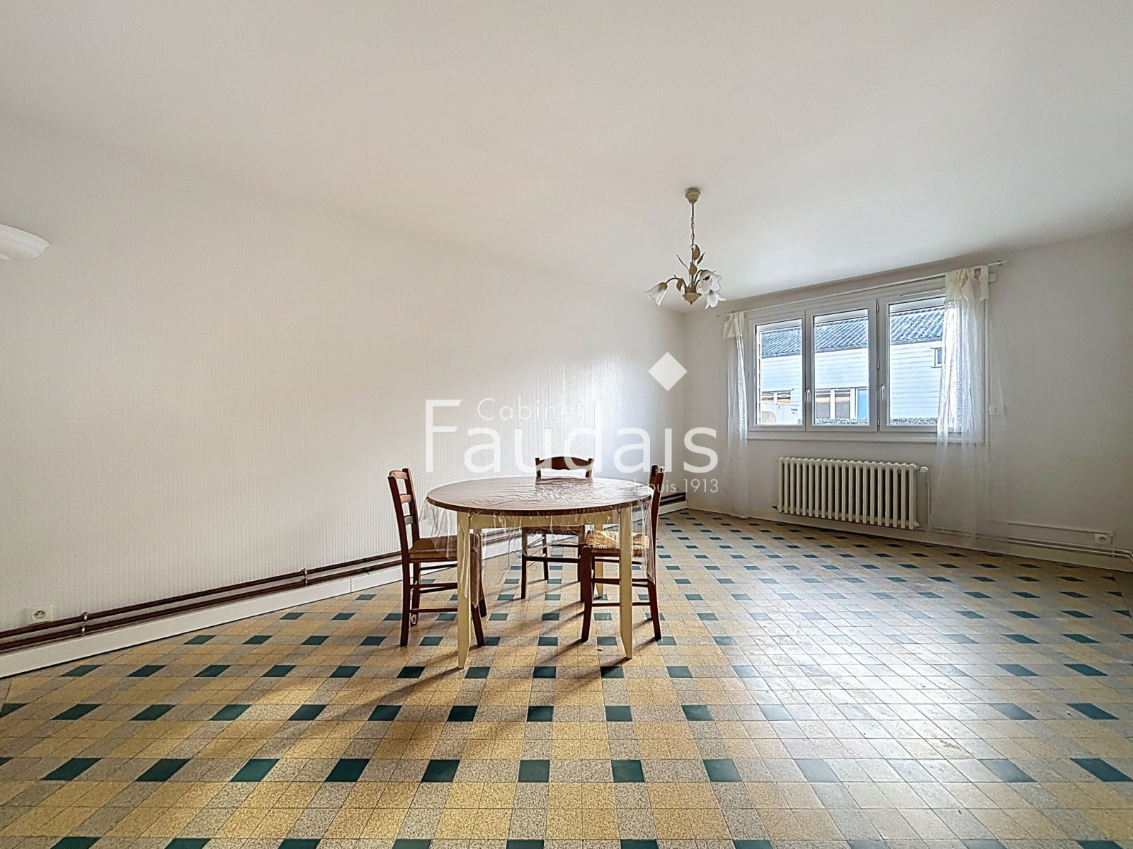 
                                                Vente
                                                  Saint-Jean-de-Daye - Maison 3 chambres - Vie de plain-pied 