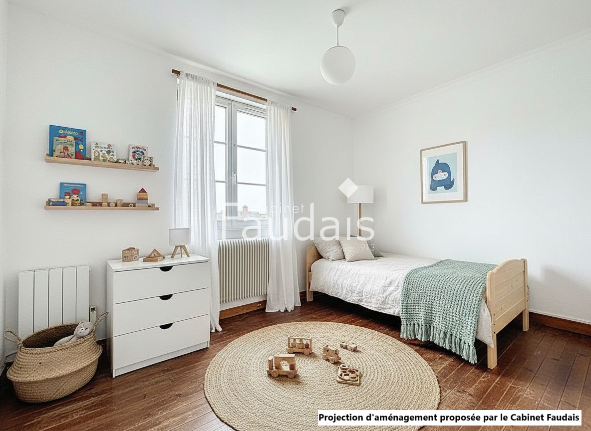 
                                                Vente
                                                 SAINT JEAN D'ELLE - Bourg - Maison à rénover avec fort poten