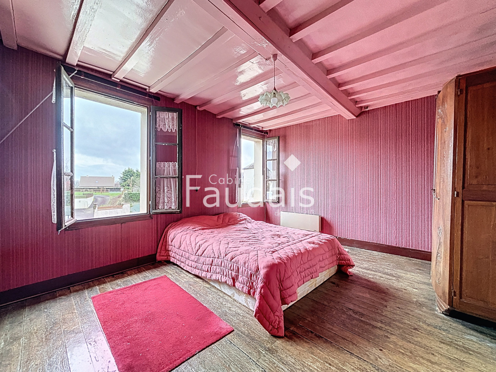 
                                                Vente
                                                 SAINT-JEAN DES BAISANTS, Maison 104m2, 3 chambres