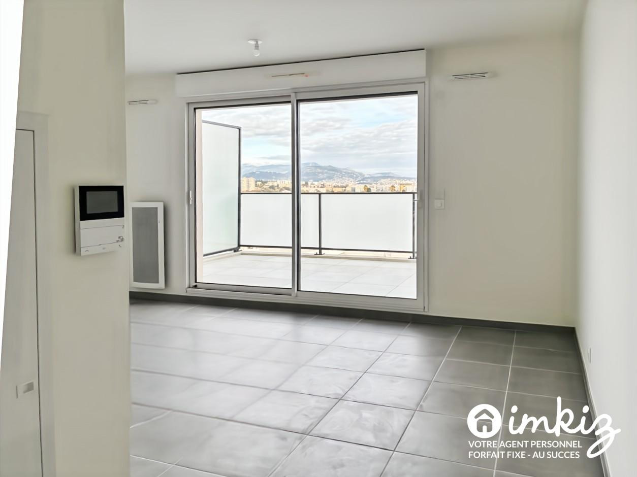 
                                                Vente
                                                 Saint-Laurent-du-Var – Studio dernier étage